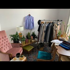 Great retro style limited edition Gap shirt